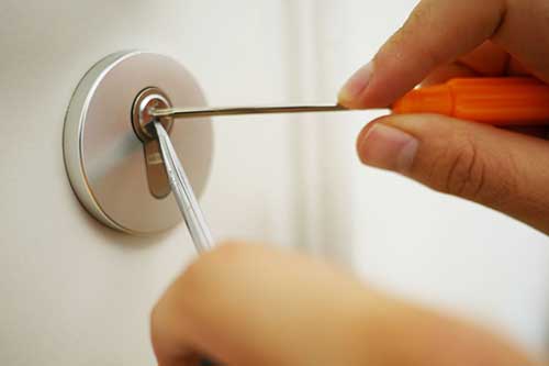 Emergency Ellenwood Locksmith